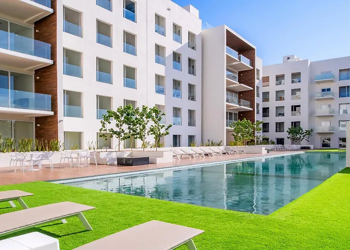 Apartment Brand New Luxury 2 Bedroom *