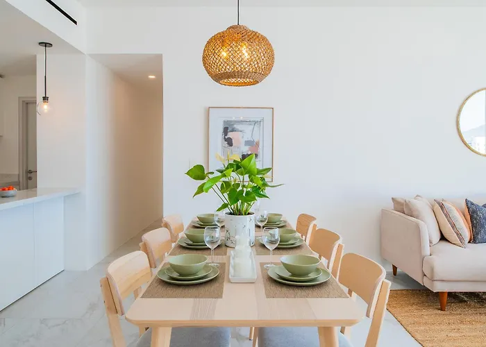 Brand New Luxury 2 Bedroom *