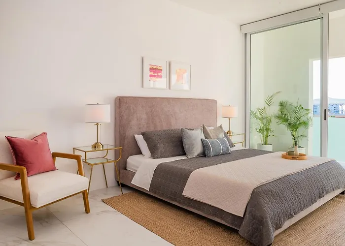 Brand New Luxury 2 Bedroom *